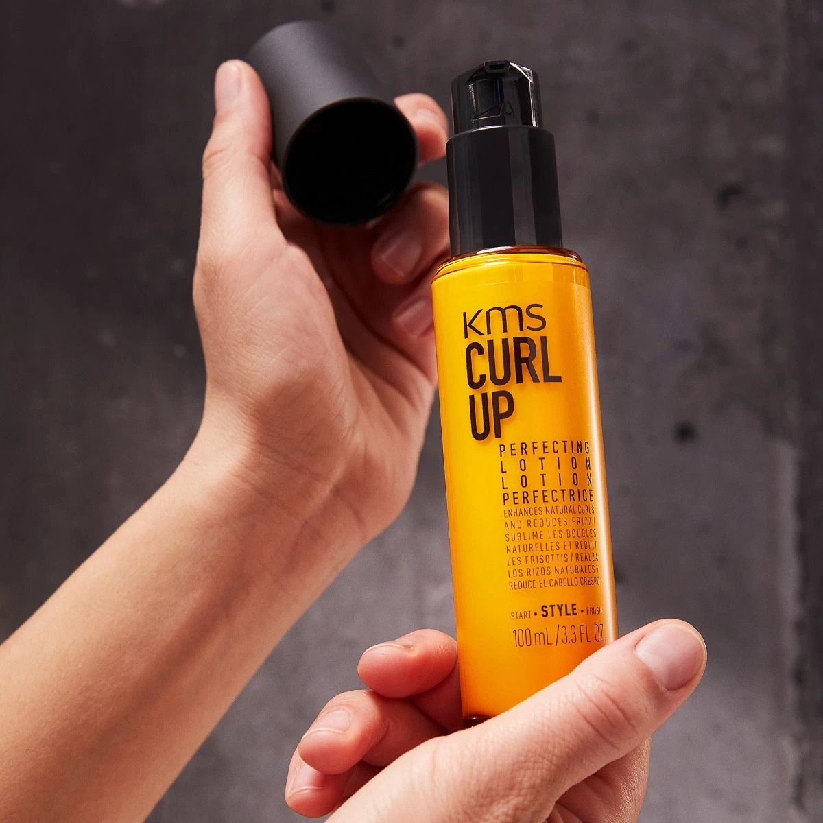 KMS Curlup Perfecting Lotion 100ml 4 KMS Curlup Perfecting Lotion 100ml - Afbeelding 2