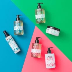 Indola ACT NOW! Moisture Spray 200ml -Haarverzorgings Winkel bold colour 14 135 1 6