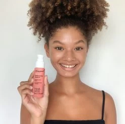 Living Proof Curl Moisturizing Shine Oil 50ml -Haarverzorgings Winkel curl social productmodel oil b